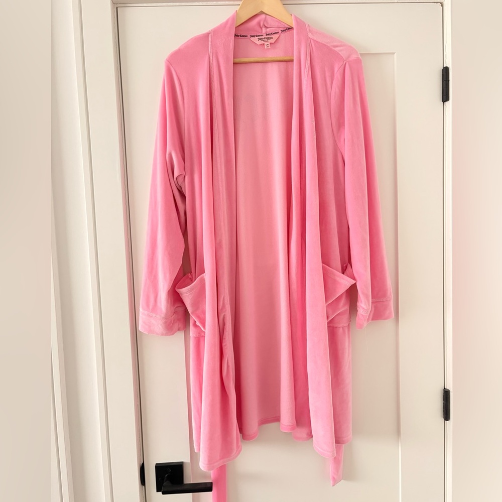 Juicy Couture Soft Pink Women's Pajama Robe
